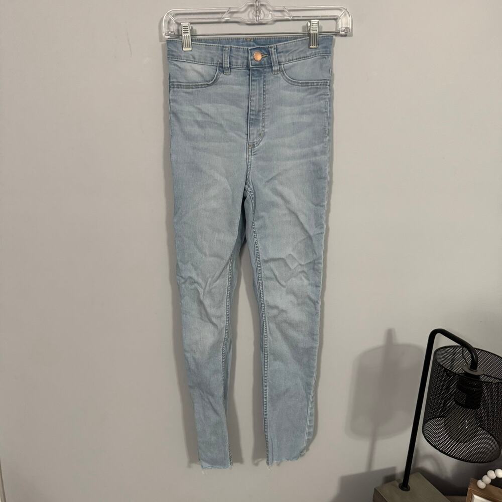 H&M Divided Light Wash Skinny Jeans Jeggings Women's Size 6 Cotton Poly Spandex